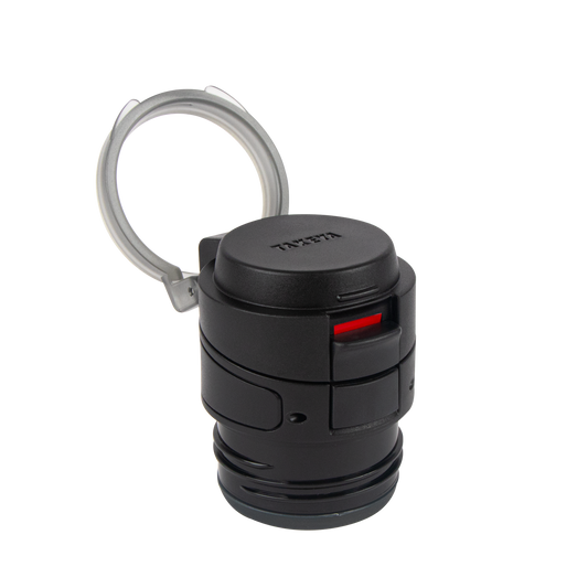 traveler-fliplocktm-lid-k9 96076-R-TravelerLid-FrontAngleTop-Onyx.png